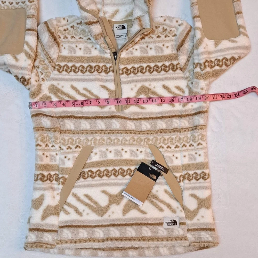 THE NORTH FACE 
Printed Campshire Fleece Pullover Hoodie - Picture 9 of 11